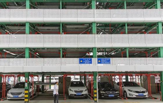 Horyzontalny mechaniczny wieża parkingowa 2300kgs System wieży parkingowej